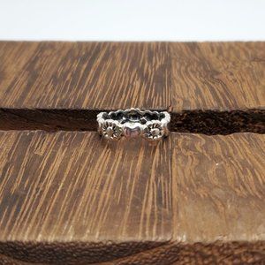 Size 8 925 Sterling Silver Flowers And Heart Cute Ring